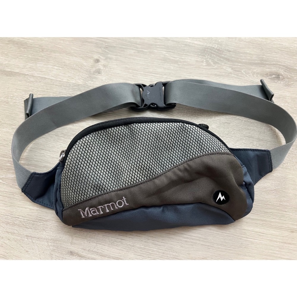 Marmot Blue Grey Nylon Hip Pack Waist Bag Adjustable Hiking Travel Gorpcore